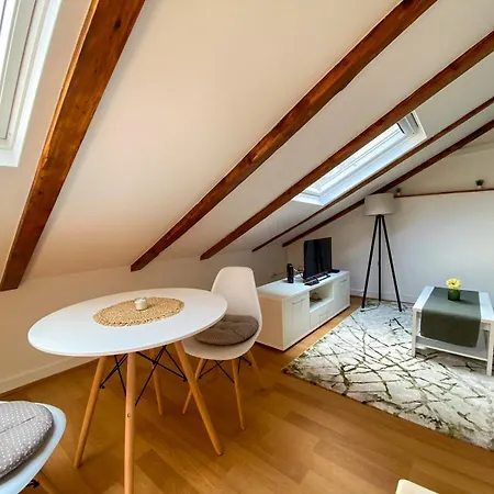Loft Apartmán *